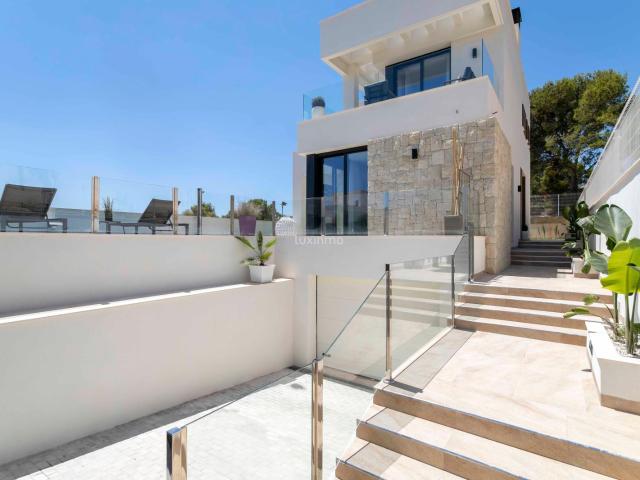 Casa en venta a estrenar en Finestrat Alicante