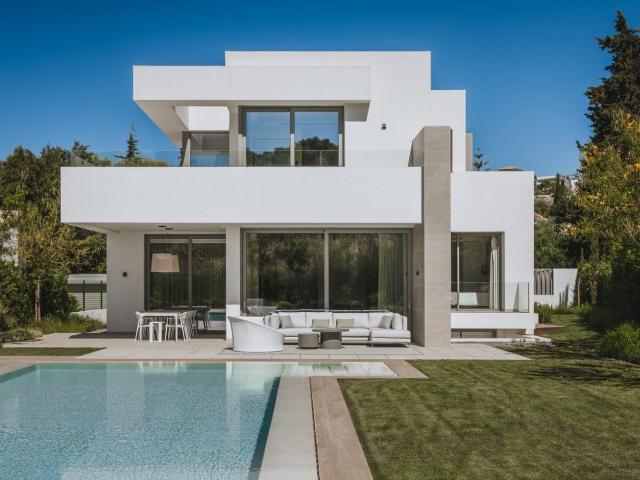 Casa en venta a estrenar en Estepona Málaga