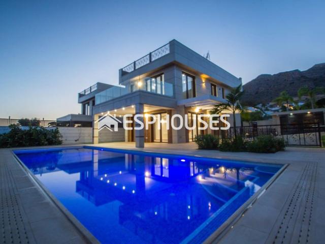 Casa en venta a estrenar en Finestrat Alicante