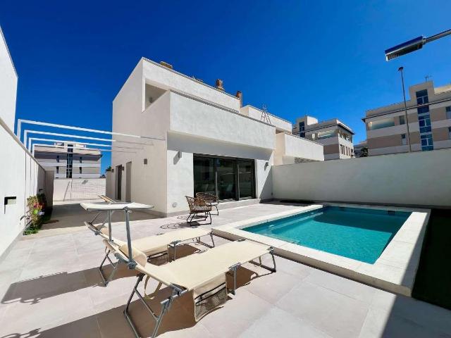 Casa en venta a estrenar en Orihuela Alicante