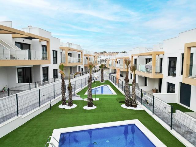 Casa en venta a estrenar en Orihuela Alicante