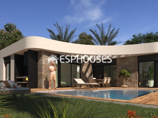 Casa en venta a estrenar en Los Montesinos Alicante