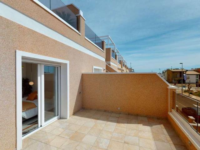 Casa en venta a estrenar en Pilar de la Horadada Alicante