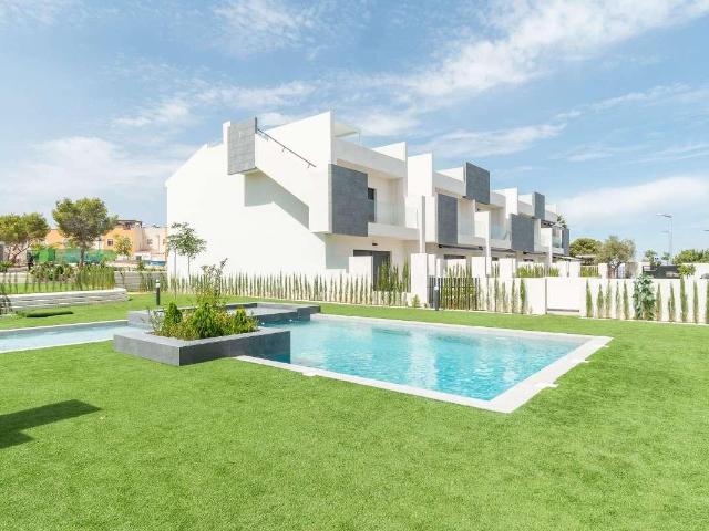 Casa en venta a estrenar en Torrevieja Alicante
