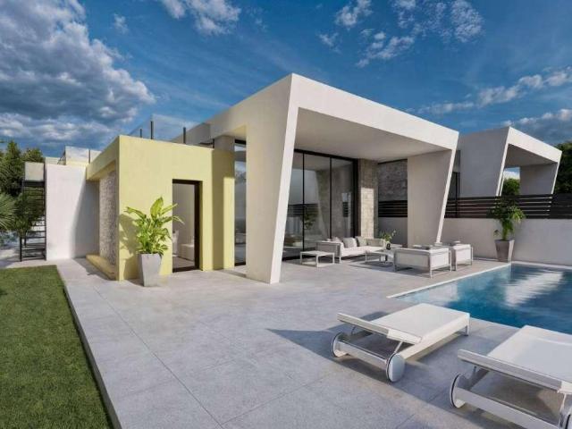 Casa en venta a estrenar en Torrevieja Alicante