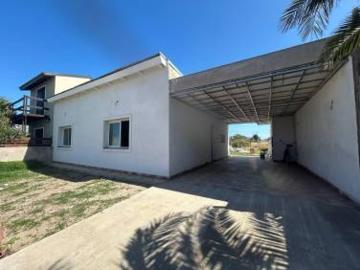 Casa en venta a estrenar estado al 80 A 150mts de la playa