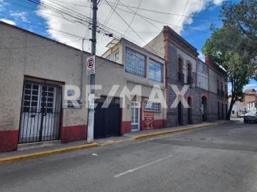 Casa en venta a precio de terreno en Felipe Villarello, Toluca, Estado de México
