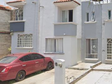 CASA EN VENTA A PRECIO REMATE SM