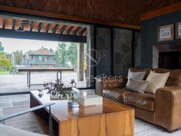 Casa en venta a unos minutos de Rancho Avándaro