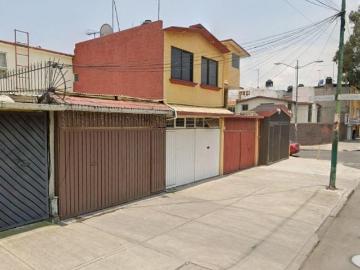 Casa En Venta, Adj. En Coyoacán, CDMX Ayrt
