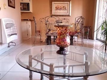CASA EN VENTA AL NORTE CERCA DE LA UACH