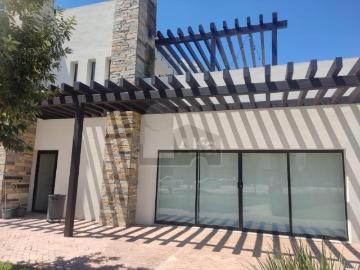 Casa en venta al norte de Saltillo