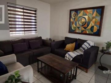CASA EN VENTA AL NORTE EN FRACC. MONTECARLO