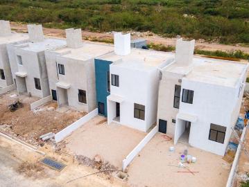 CASA EN VENTA AL ORIENTE DE M?RIDA, ENTREGA INMEDIATA