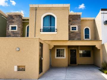 CASA EN VENTA AL ORIENTE DE SALTILLO EN FRACCIONAMIENTO REAL DEL SOL