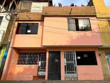 Casa En Venta Al Costado Del Terminal Pesquero