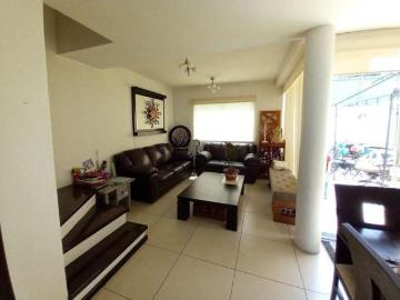 Casa en venta al sur de CDMX – Buena ubicación y conectividad
