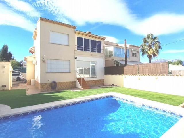 Casa en venta Albir