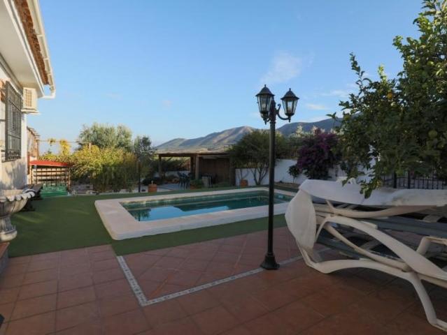 Casa en venta Albuñuelas