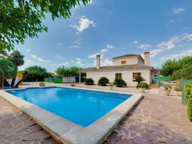 Casa en venta Algorfa