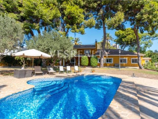 Casa en venta Alicante