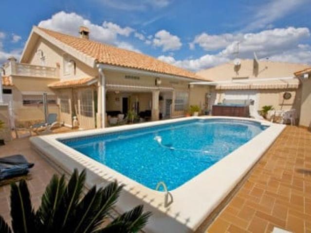 Casa en venta Alicante