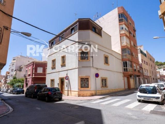 Casa en venta Almería