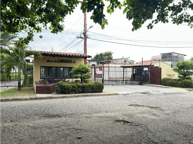 Casa en Venta Altos de Camoruco II