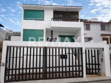 CASA EN VENTA AMUEBLADA EN MILENIO III