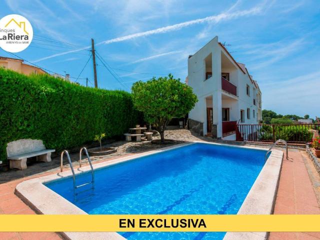 Vivienda de lujo de 244 m2 en venta Arenys de Mar, España