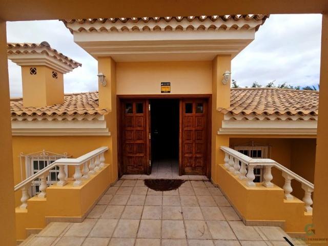 Casa en venta Arona