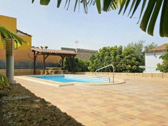 Casa en venta Arona