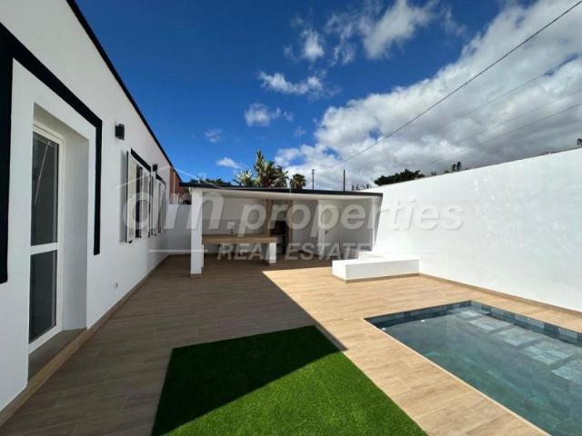 Casa en venta Arona
