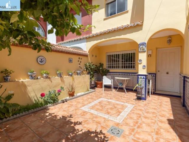 Casa en venta Armilla