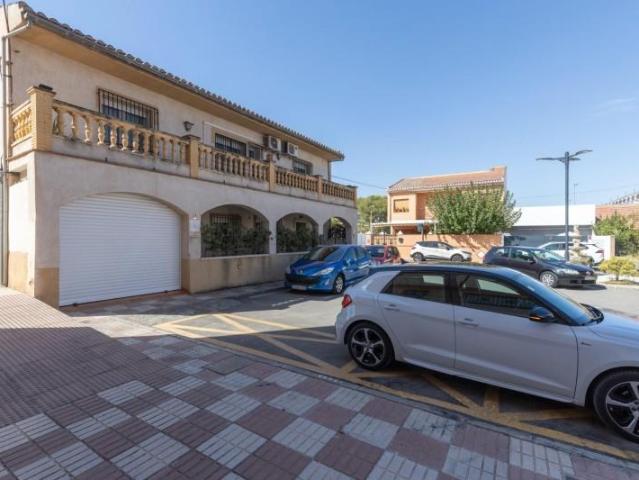 Casa en venta Armilla