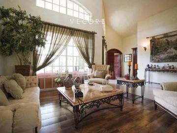 CASA EN VENTA, BUGAMBILIAS, ZAPOPAN