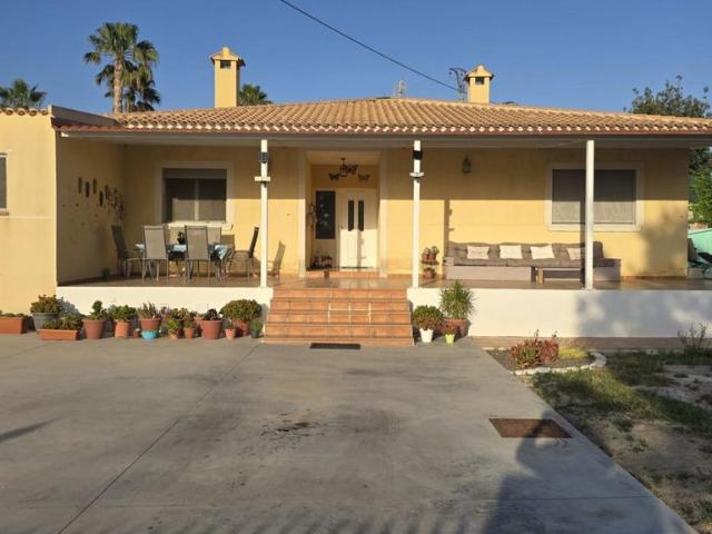 Casa en venta Busot, Comunidad Valenciana