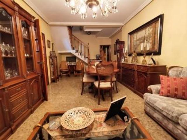 Casa en venta Baena