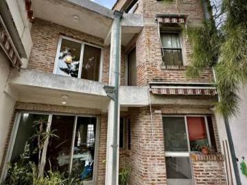 Casa en VENTA bajo de Beccar