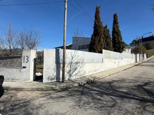 Casa en venta Becerril de la Sierra