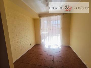 Casa en venta, Belloto Norte, Quilpué | 2 Dormitorios por 2324.00 en Valparaíso