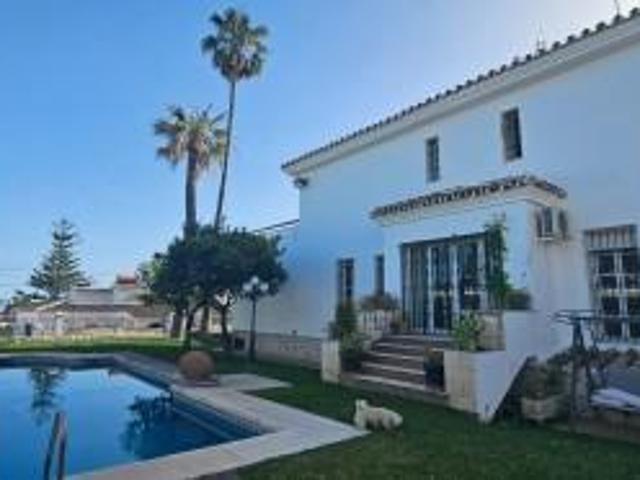 Casa en venta Benalmádena Costa