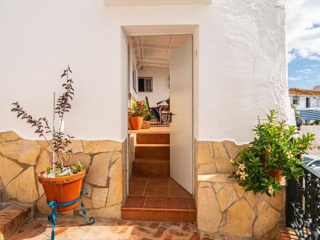 Casa en venta, Benaque, Málaga