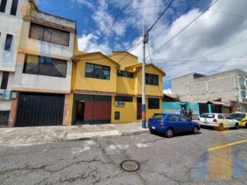 Casa en Venta Bien Mantenida al Sur de Quito Sector La Santiago