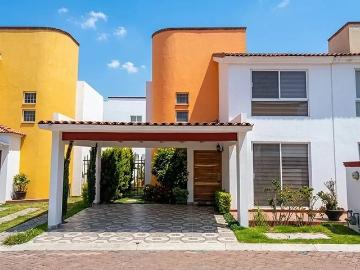 CASA EN VENTA BLVD ATLIXCO FRACC. JARDINES DE SAN CARLOS TLAXCALCINGO PUEBLA