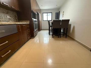 Casa en venta, Bosques de las Cumbres, Monterrey, Nuevo León. En privada y esquina