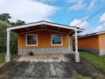 CASA EN VENTA BRISAS DE ARRAIJAN PH PRIMAVERA