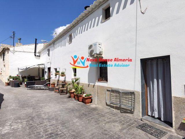 Casa en venta Cúllar