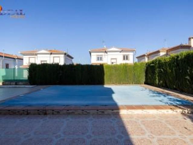 Casa en venta Cúllar Vega