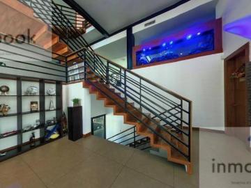CASA EN VENTA CUMBRES DE SAN FRANCISCO